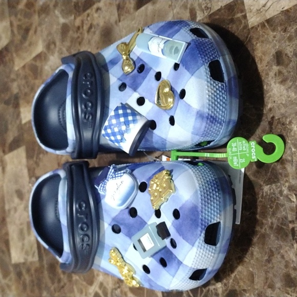 Bath & Body Works Crocs - Picture 4 of 8
